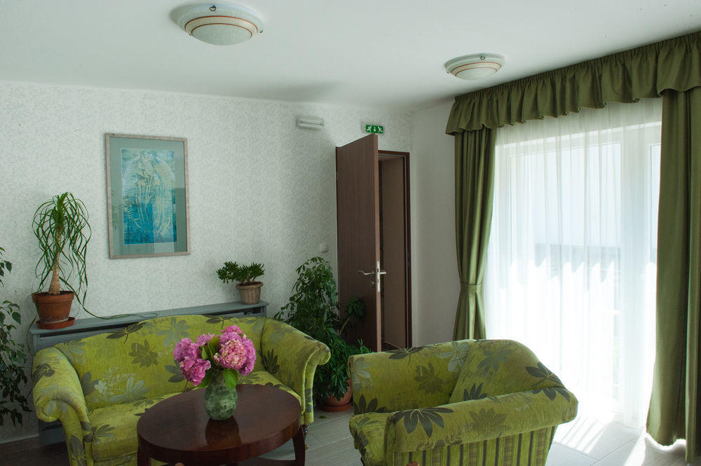 Piroska Villa Heviz Bagian luar foto